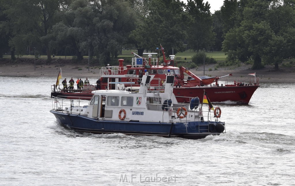 Schiff 1 Koeln in Hoehe der Koelner Zoobruecke P250.JPG - Miklos Laubert